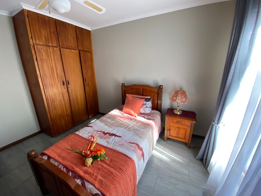 8 Bedroom Property for Sale in Grimbeeck Park North West